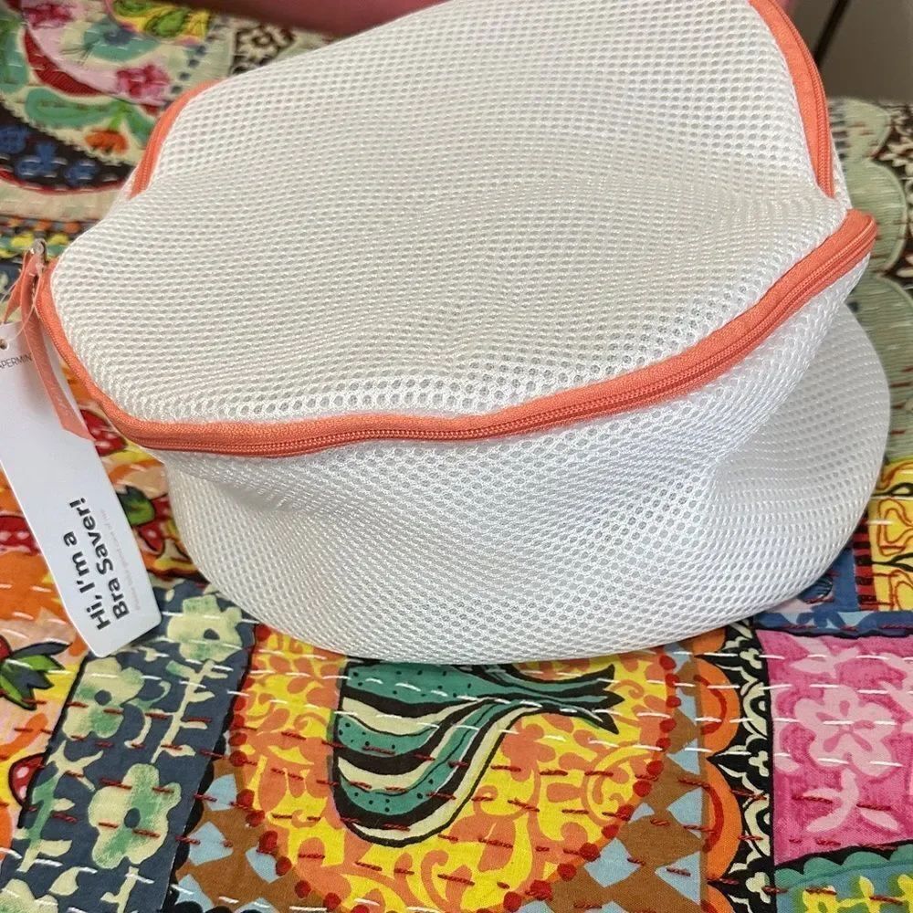 NWT Shapermint White Mesh Bag with Orange Trim Bra Saver for washing machine